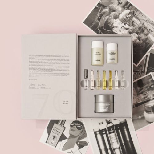 Advanced lifting skincare for firmer, smoother, youthful skin.